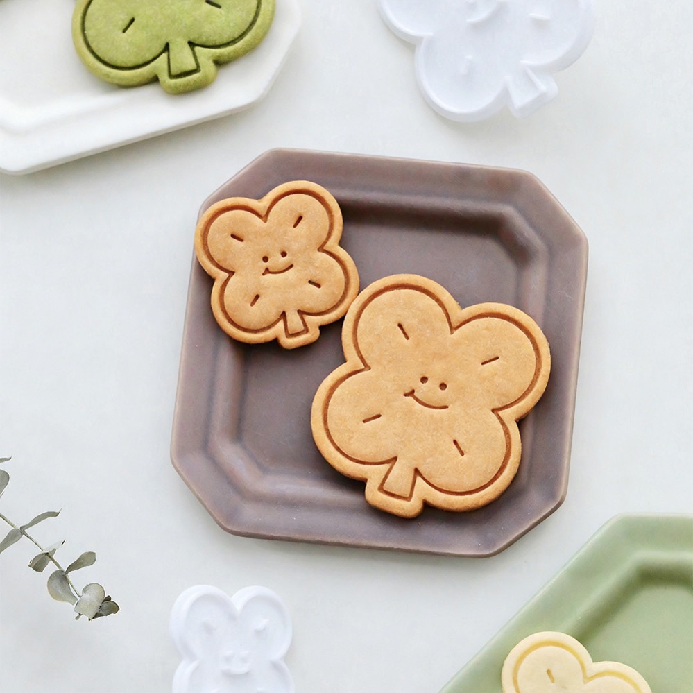 Lucky Four-Leaf Clover Cookie  - Kitchen Appliances For Baking ulasan dan harga
